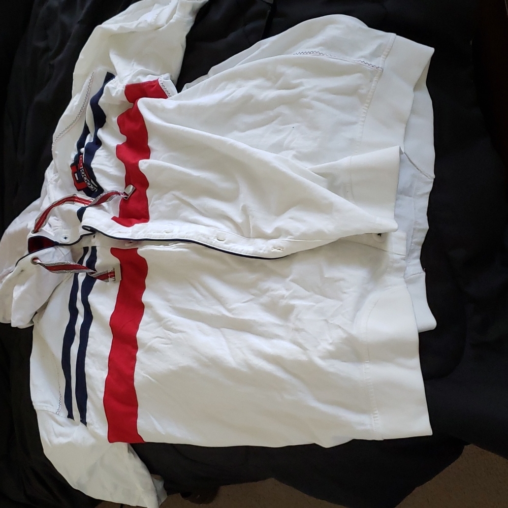 Short sleeve hoodie